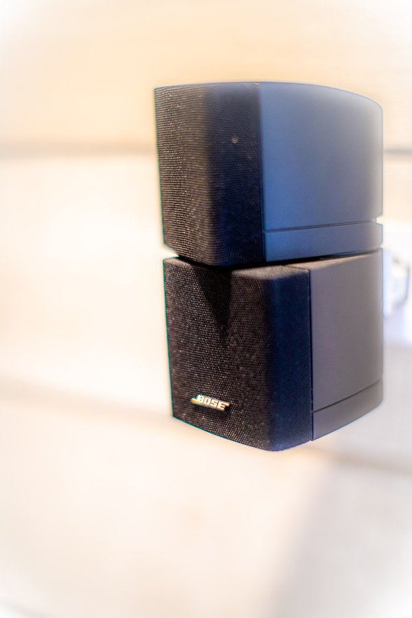Bose in-wall home theatre speaker